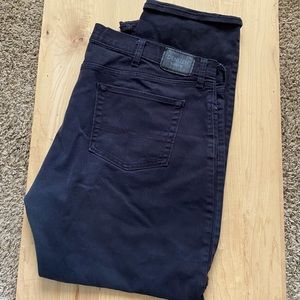 💥3/$15💥Men’s Levi’s Denzien jeans 42X32